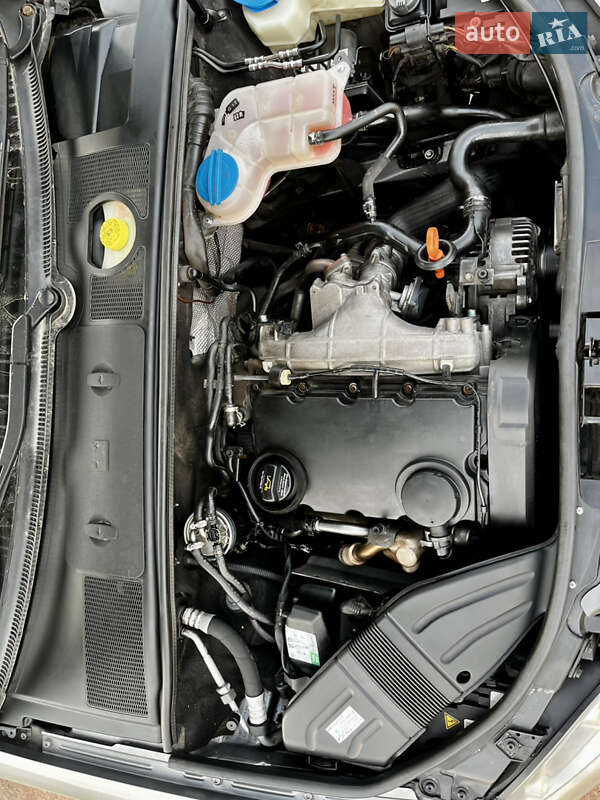 Седан Audi A4 2005 в Львові