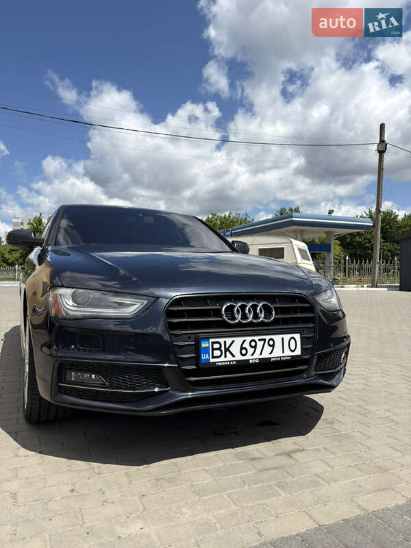 Седан Audi A4 2013 в Луцьку