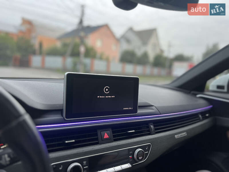 Седан Audi A4 2018 в Хмельницькому