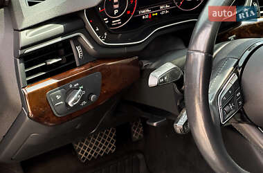 Седан Audi A4 2018 в 
