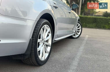 Седан Audi A4 2019 в 