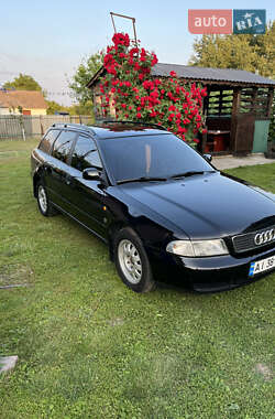 Универсал Audi A4 1996 в 