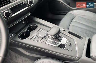 Седан Audi A4 2017 в 