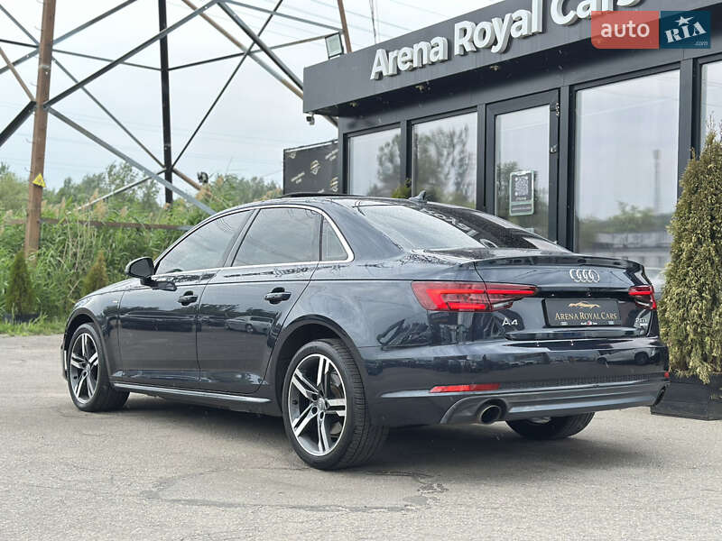 Седан Audi A4 2018 в Харкові