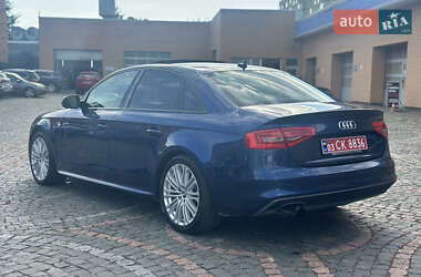 Седан Audi A4 2014 в 