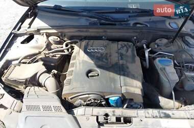 Седан Audi A4 2014 в 