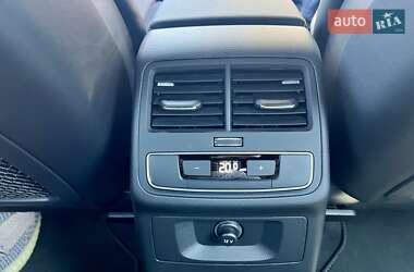 Седан Audi A4 2023 в 