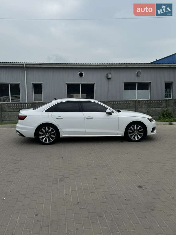Седан Audi A4 2020 в Києві