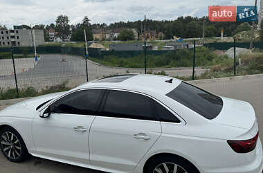 Седан Audi A4 2020 в Киеве