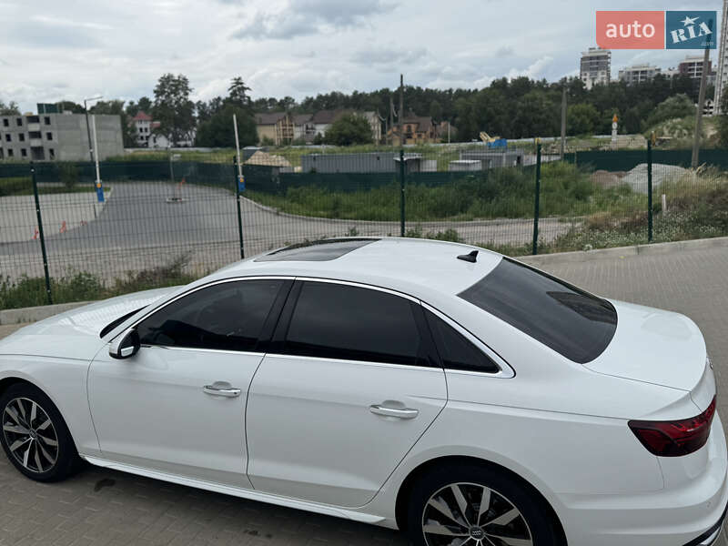 Седан Audi A4 2020 в Києві