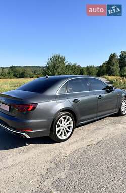 Седан Audi A4 2019 в 