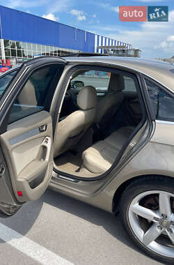 Седан Audi A4 2011 в 