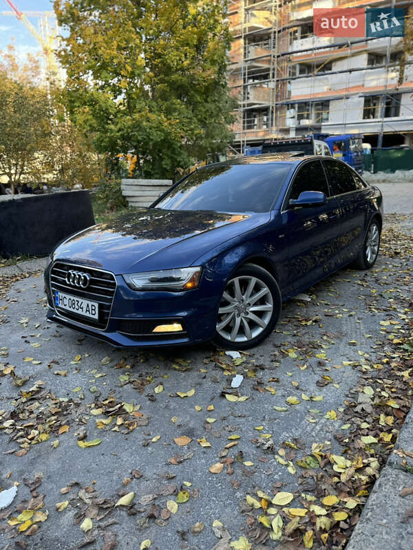 Седан Audi A4 2014 в 