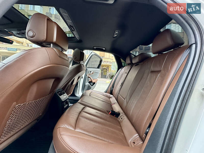 Седан Audi A4 2017 в Киеве
