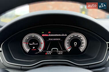 Седан Audi A4 2022 в 