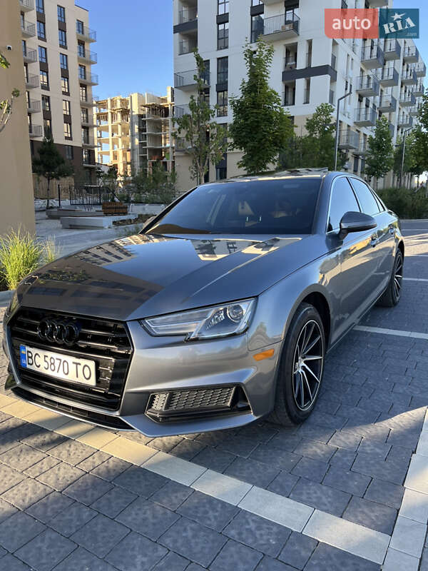 Седан Audi A4 2018 в Львові