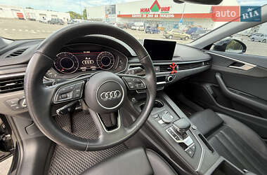 Седан Audi A4 2018 в 