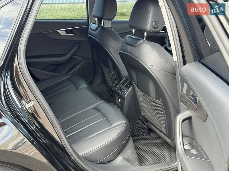 Седан Audi A4 2018 в Дніпрі