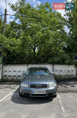 Седан Audi A4 2001 в 