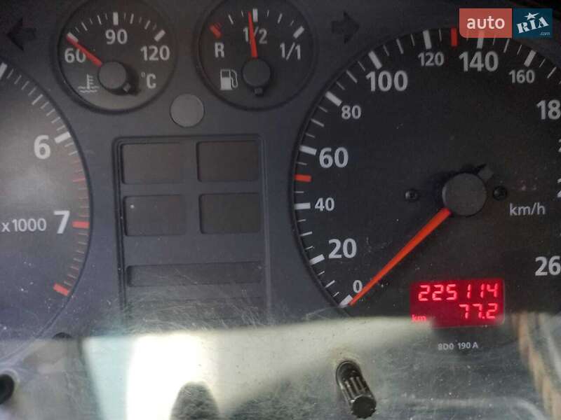Універсал Audi A4 1997 в Умані