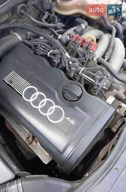 Універсал Audi A4 1997 в Умані