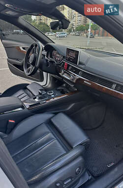 Седан Audi A4 2016 в 