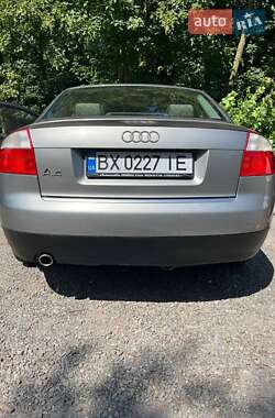 Седан Audi A4 2002 в 