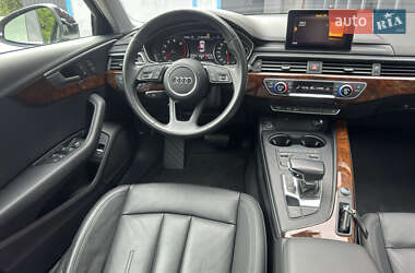 Седан Audi A4 2019 в 