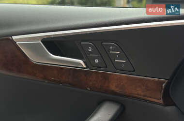 Седан Audi A4 2019 в 