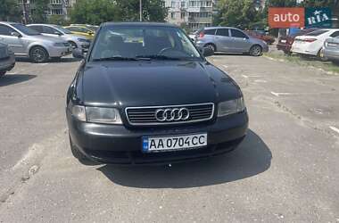 Седан Audi A4 1995 в 