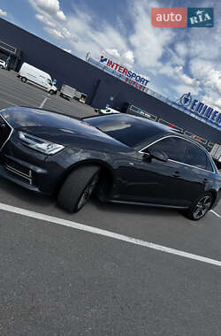 Седан Audi A4 2016 в 