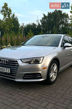 Седан Audi A4 2016 в 