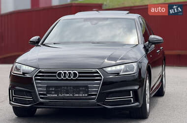 Седан Audi A4 2017 в 