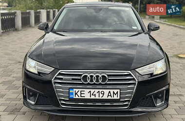 Седан Audi A4 2019 в 