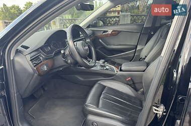 Седан Audi A4 2019 в 