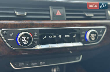 Седан Audi A4 2019 в 