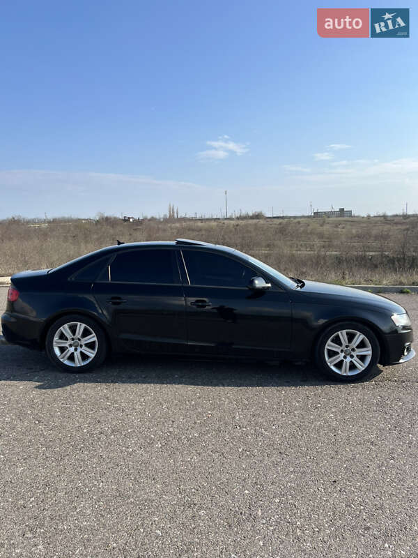 Седан Audi A4 2009 в Запоріжжі
