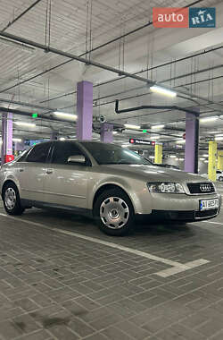 Седан Audi A4 2002 в Києві