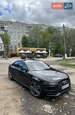 Седан Audi A4 2014 в 