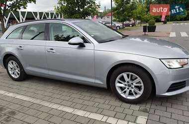 Универсал Audi A4 2016 в 