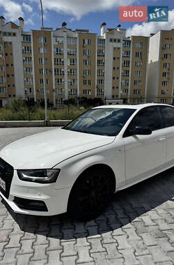 Седан Audi A4 2013 в 