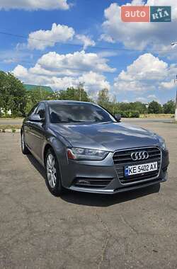 Седан Audi A4 2013 в 
