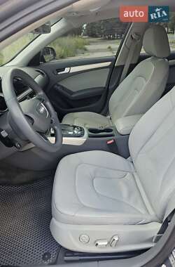 Седан Audi A4 2013 в 