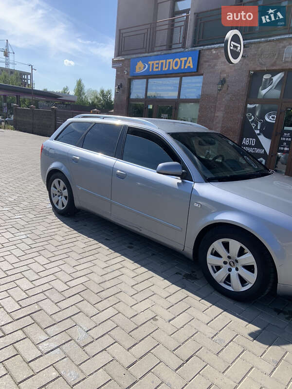 Універсал Audi A4 2004 в Ужгороді