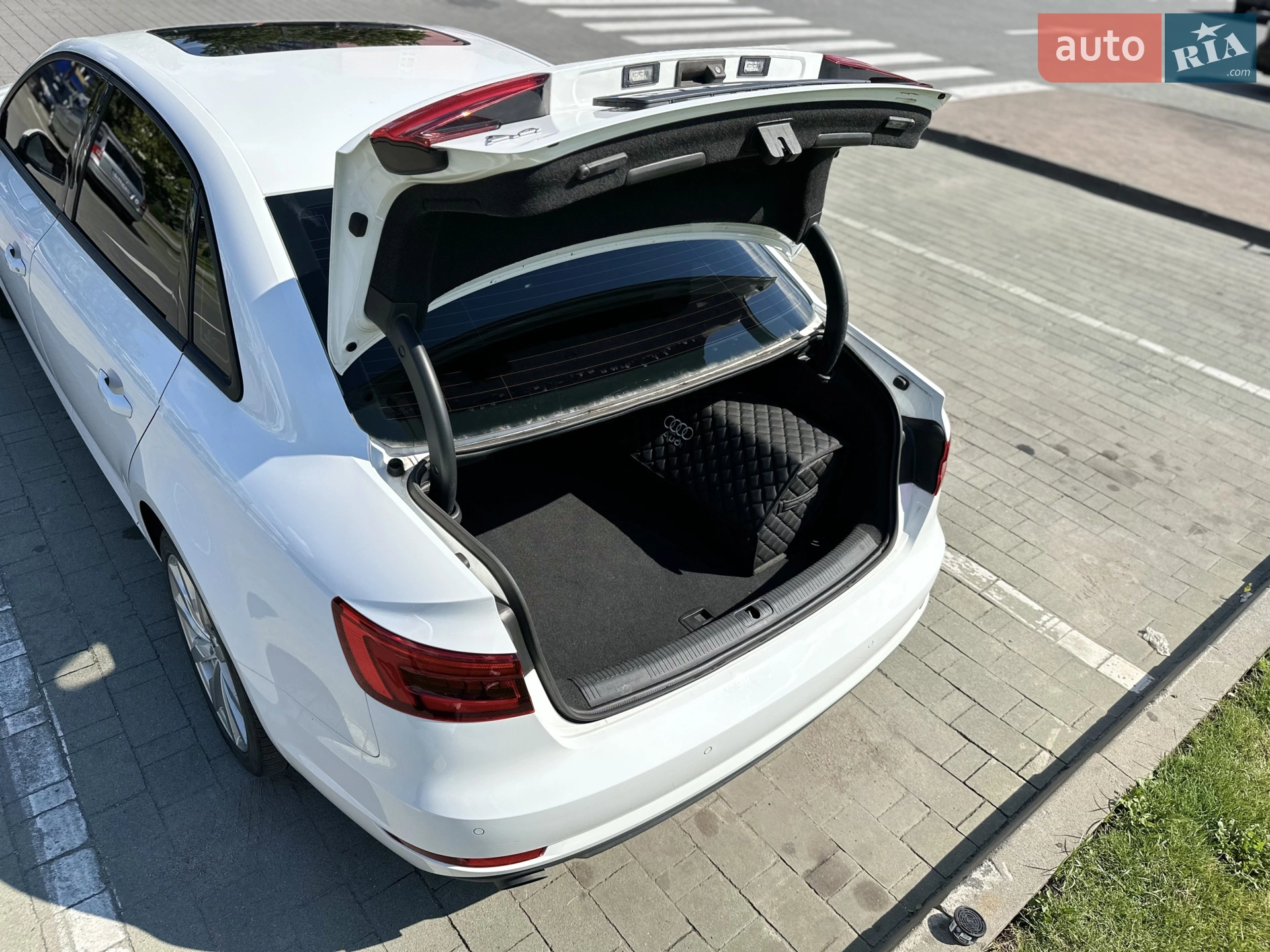 2016 Audi A4 - мініатюра 16