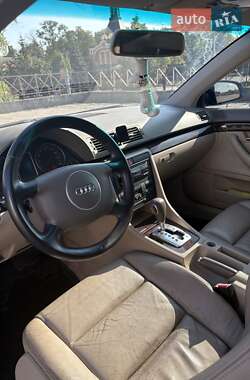 Седан Audi A4 2003 в 