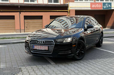 Седан Audi A4 2017 в Ивано-Франковске