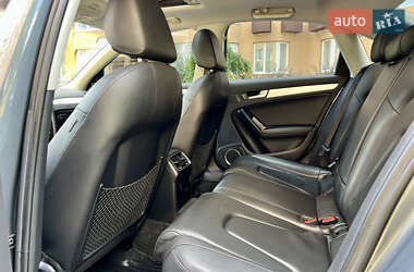 Седан Audi A4 2012 в 
