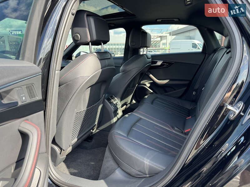Седан Audi A4 2018 в Киеве