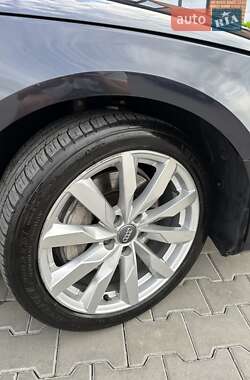 Седан Audi A4 2016 в 